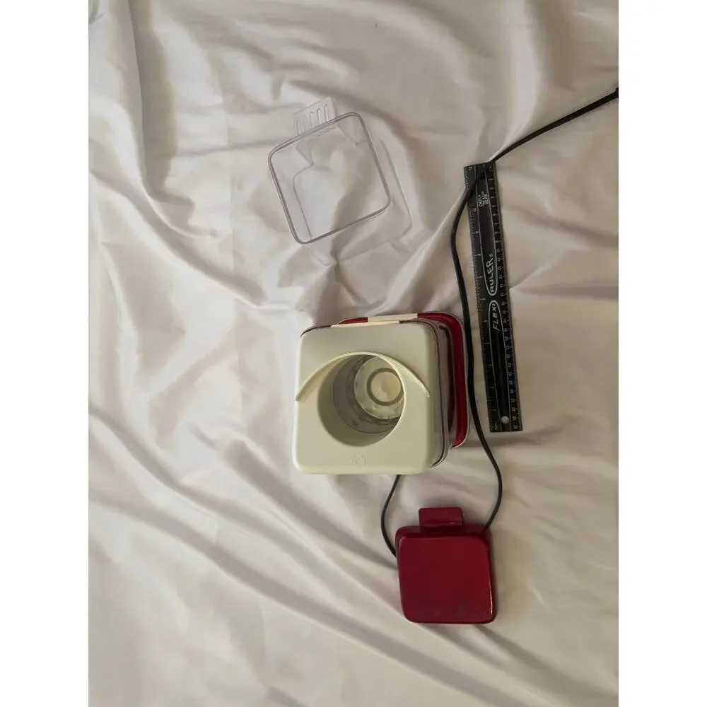 Nostalgia Electrics Mini Retro Popcorn Maker RHP310 Red Hot Air Popper 1950s
